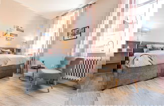 Photo 2 - Modern Apartment With Terrace