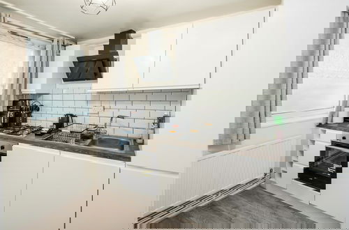 Foto 14 - Charming London Apartment With Great Location