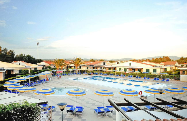 Villa in Cecina Mare Near Sandy Beaches - Foto 1