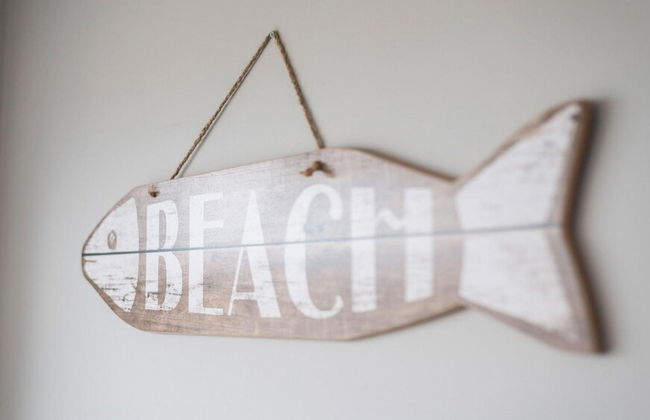 Stunning Beach House On the Beach - Photo 34