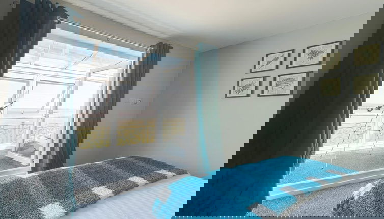 Foto 1 - Stunning Beach House On the Beach