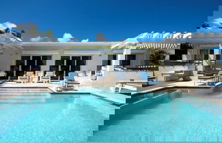 Foto 1 - Caribbean Dream: Luxurious Villa With Private Beach Access