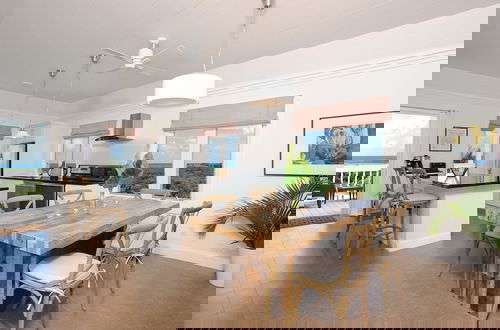 Foto 3 - Tropical Escape: Exclusive Villa With Panoramic Ocean Vistas