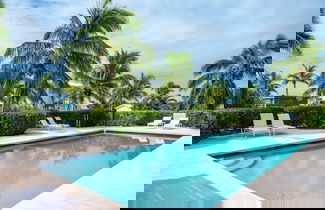 Foto 1 - Tropical Paradise: Secluded Villa With Private Beachfront