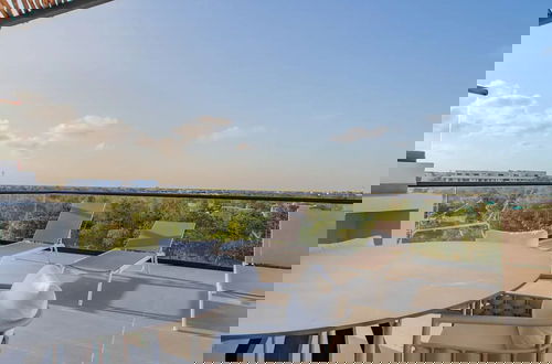 Photo 27 - Kite Suite 207