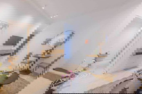Foto 1 - Apartment With 1 Room in Batignolles