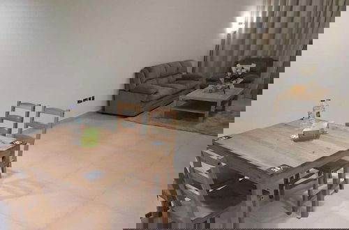 Foto 2 - OYO HOME 1383 Luxury 1 BHK With Balcony