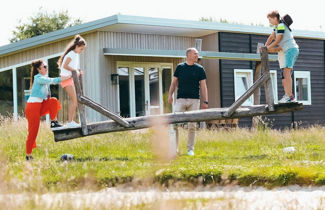 Welcoming Holiday Home With Garden - Foto 19