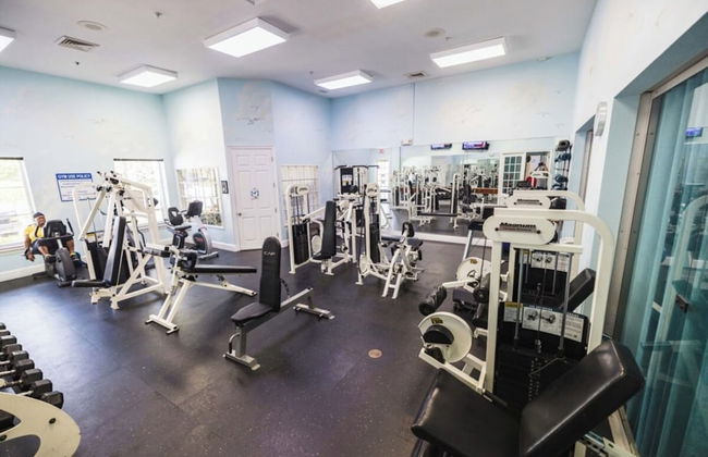 Two Bedroom Condo in Kissimmee Near Disney - Foto 34
