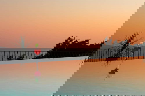 Foto 28 - Spectacular Bol Island Sea View Villa With Pool
