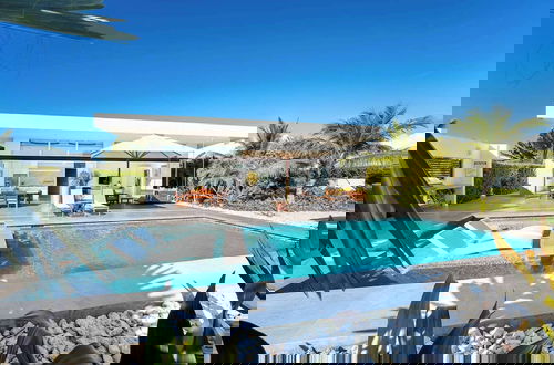 Photo 19 - Family Beachside Villa With Hotel Amenities v7