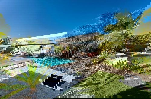 Photo 18 - Family Beachside Villa With Hotel Amenities v7