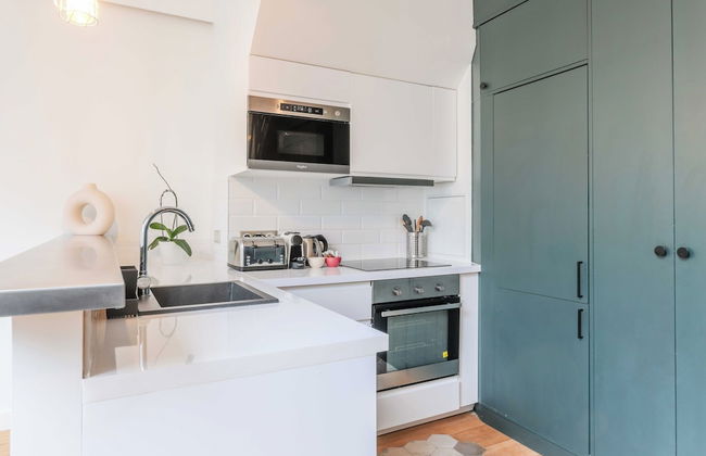 Newly Renovated Loft Bastille - Photo 8