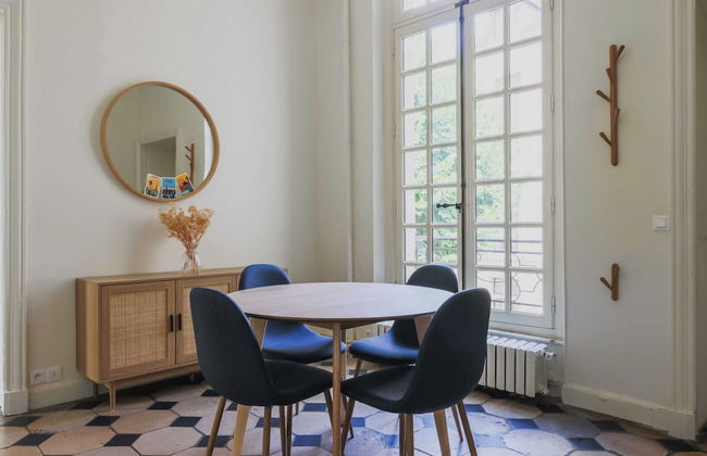 Apartment in Notre-dame Cathedral - Photo 16