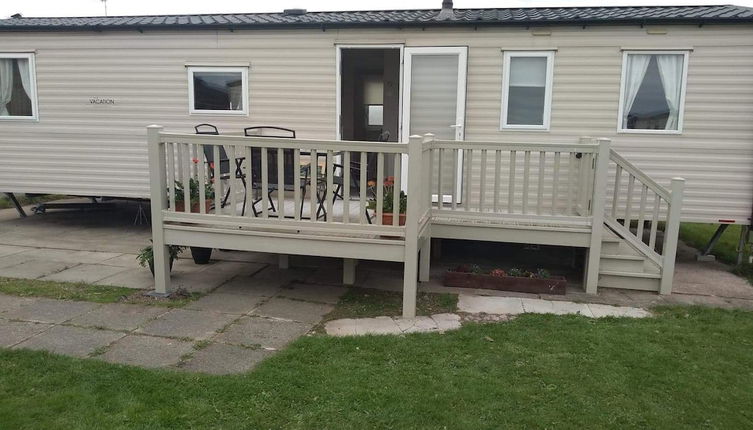 Foto 1 - 2 Bedroom 6 Berth Caravan With Decking