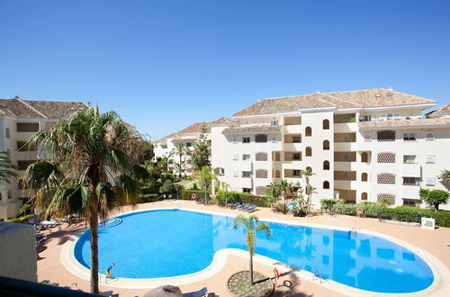 Photo 13 - Luxury beach apartment Elviria, Marbella