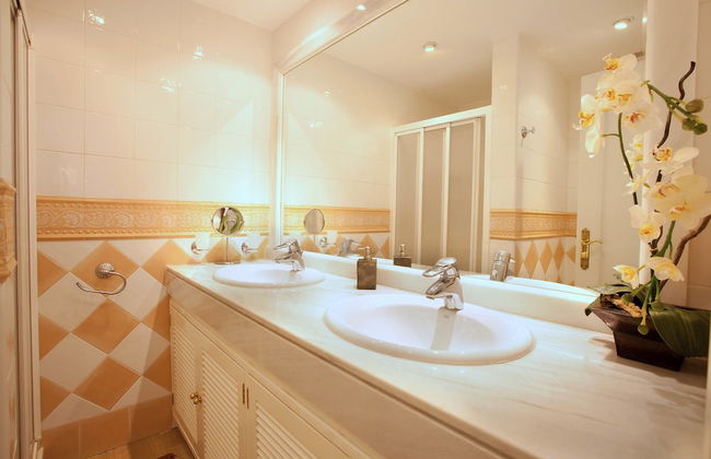 Luxury beach apartment Elviria, Marbella - Foto 12