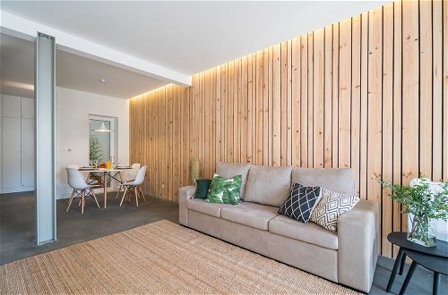 Photo 29 - Wood Wall & Garden Apartment