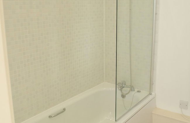 Kent Street - Apt 16 - Photo 23