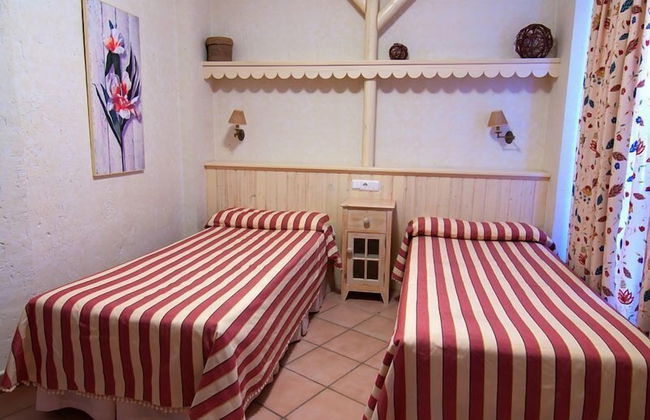 Aparthotel La Espadaña - Photo 5