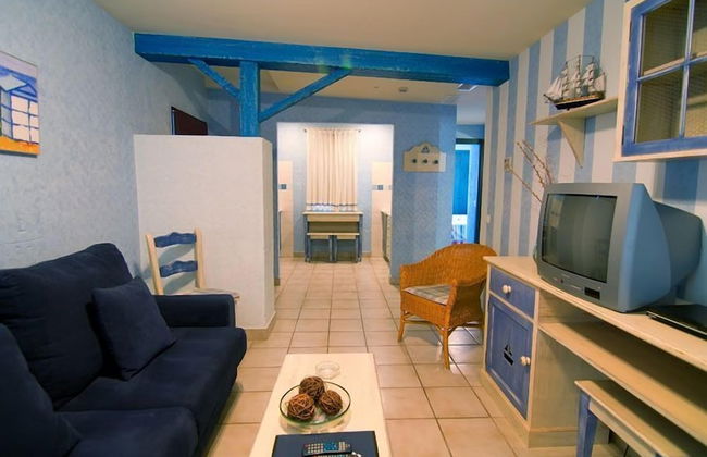 Aparthotel La Espadaña - Photo 21