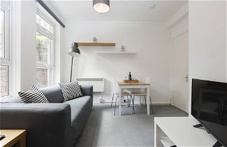 Photo 1 - Cozy Apartment in Camden Town
