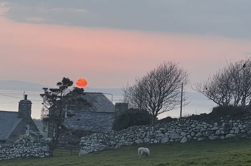 Foto 17 - Beautiful Cottage in Llanfair With Ocean Views