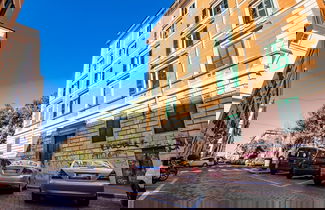 Foto 1 - Hold Rome