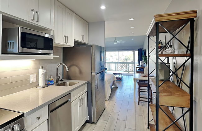 Kihei Bay Surf 227 - Photo 3