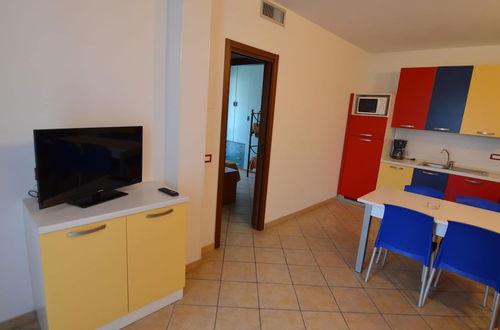 Photo 28 - Cheerful Apartment with AC near Adriatic Coast