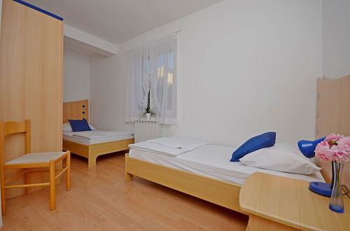 Photo 3 - Apartments Mira