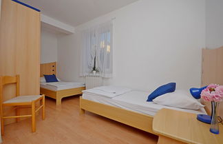 Photo 3 - Apartments Mira