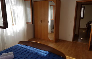 Photo 2 - Apartment Lavcevic