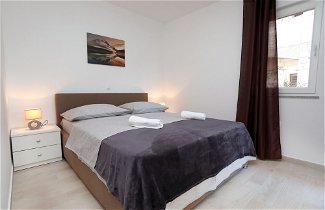 Foto 3 - Lovely 2-bed Apartment in Okrug Gornji