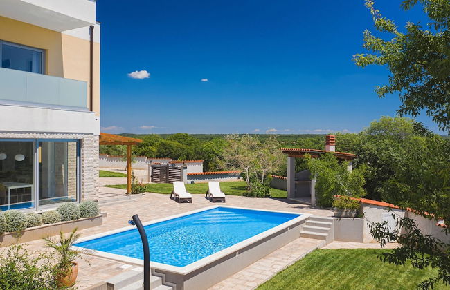 Villa in Peroj With Pool Near Barbariga Beach - Foto 32