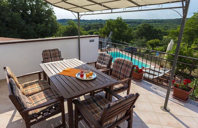 Villa in Kujici Near Beach With Pool - Foto 30