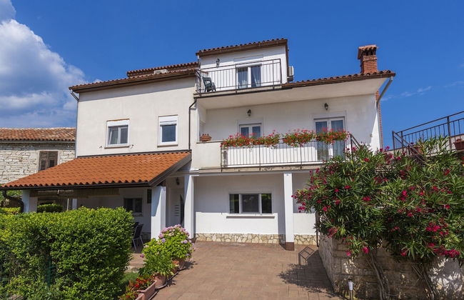 Villa in Kujici Near Beach With Pool - Foto 36
