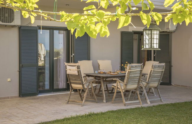 Queen Bee Residence - Photo 41
