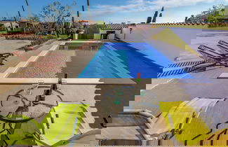 Foto 1 - Detached House With Swimming Pool Near the Sea