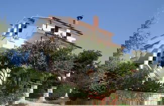 Photo 1 - Relaxing Apartment in Banjole With Shared Pool