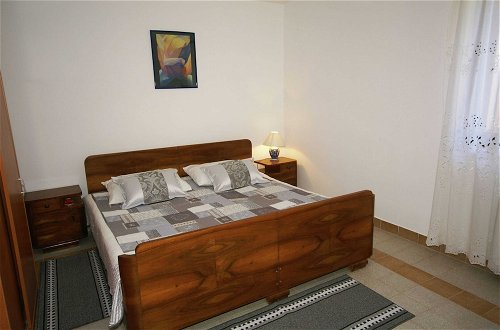 Photo 4 - Charming Apartment in Banjole Near Sea