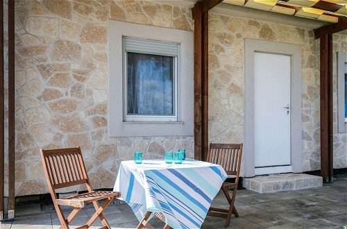 Photo 12 - Secluded Holiday Home in Pašman near Sea