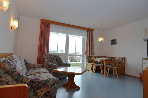 Photo 5 - Apartment in Rotthalmunster With Garden