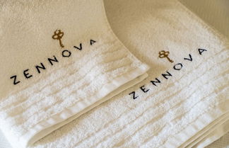 Photo 3 - Zennova 5 Antigonidon Sq