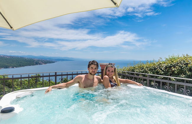 Luxury Three-bedroom Apartment With Amazing Overlook at the sea - Foto 40