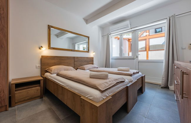 Aparthotel Plat - Photo 9