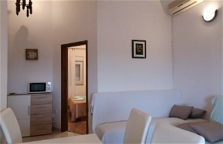 Foto 3 - Captivating 4-bed Apartment in Premantura