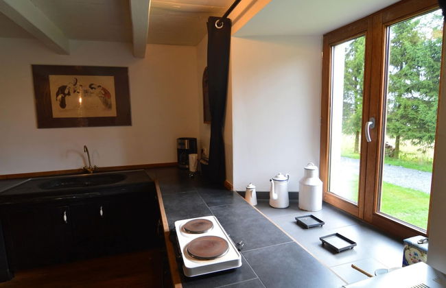 Peaceful Holiday Home With Garden in Fauvillers Belgium - Foto 15
