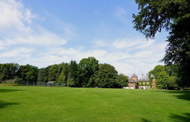 Delightful Castle in Bastogne with Hot Tub - Foto 32