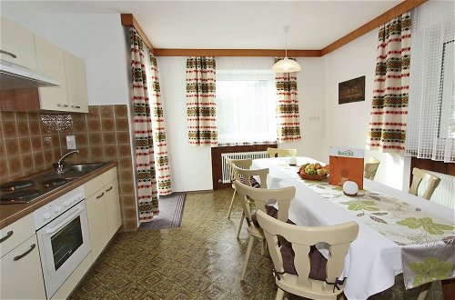 Foto 11 - Cozy Apartment in Aschau im Zillertal near Ski Lift